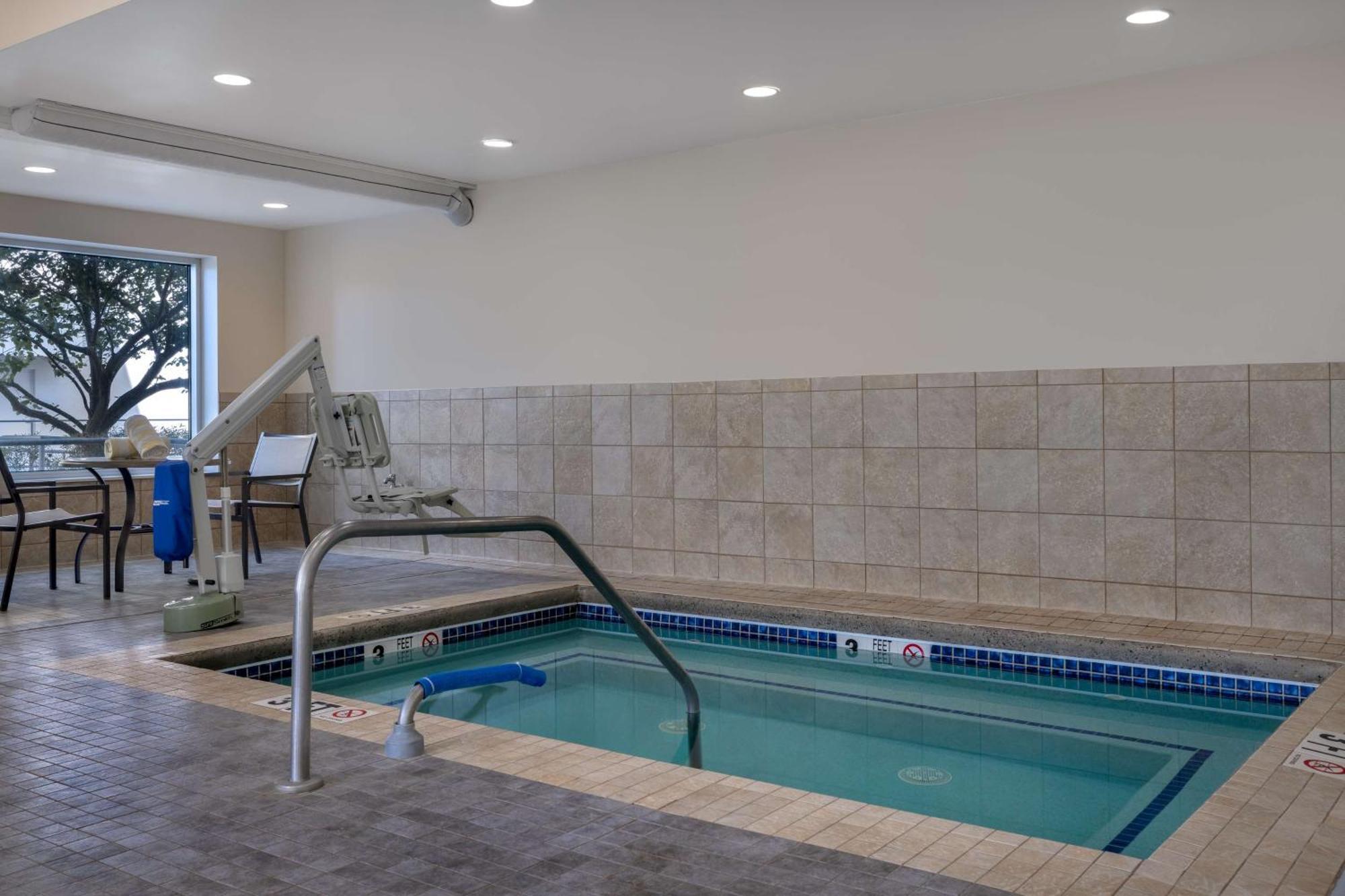 Home2 Suites By Hilton ブリストル エクステリア 写真